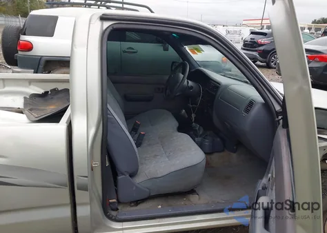 2000 Toyota Tacoma из США, поврежденный, VIN 5TENL42N0YZ706331